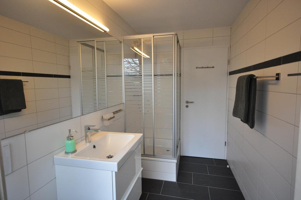 Townhouse II Sleeps 12 Guests Central Интерлакен Екстериор снимка
