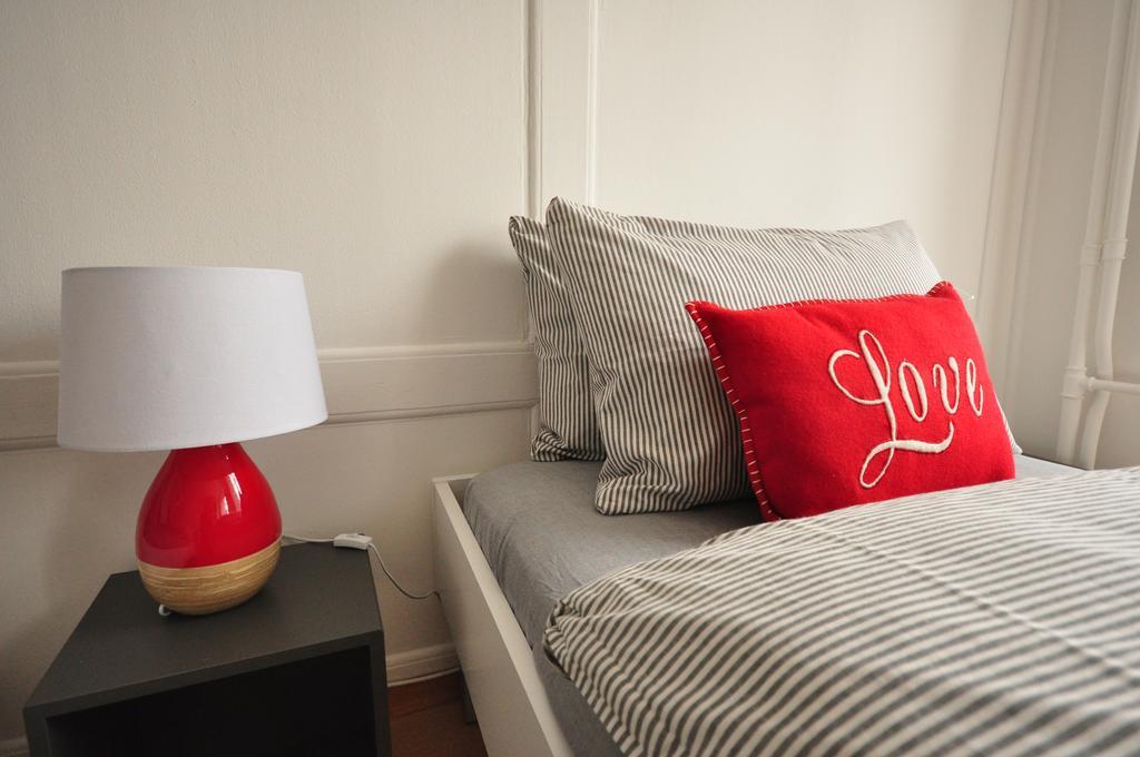 Townhouse II Sleeps 12 Guests Central Интерлакен Екстериор снимка