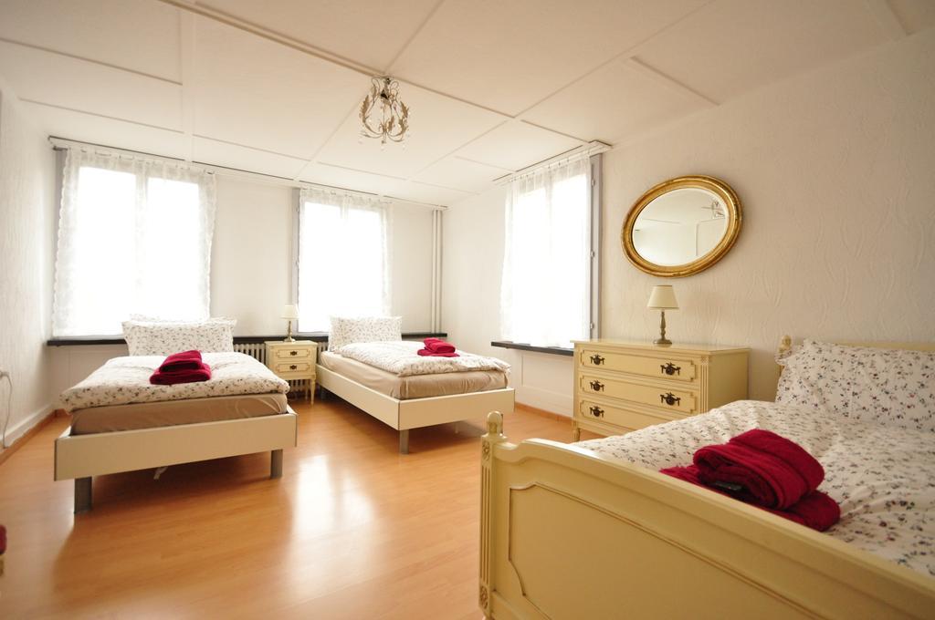 Townhouse II Sleeps 12 Guests Central Интерлакен Екстериор снимка