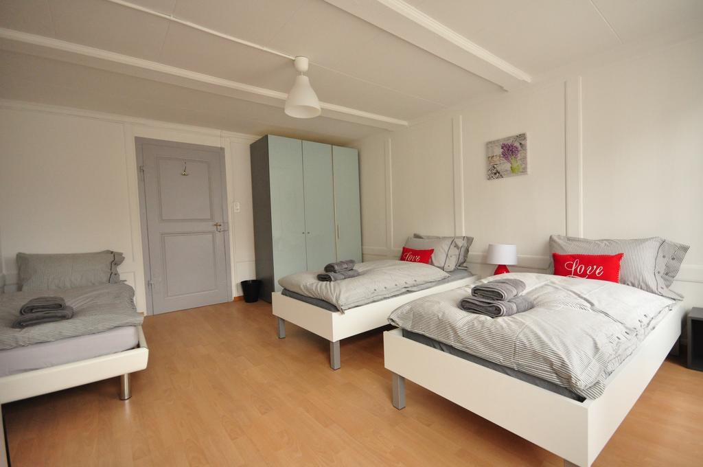 Townhouse II Sleeps 12 Guests Central Интерлакен Екстериор снимка